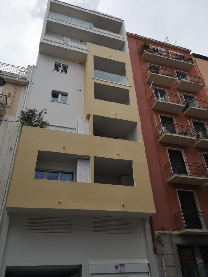Homega - City Center New Apartment Bari Exterior photo